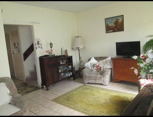 2 BEDROOM DUPLEX SOLD IN HOWICK CENTRAL